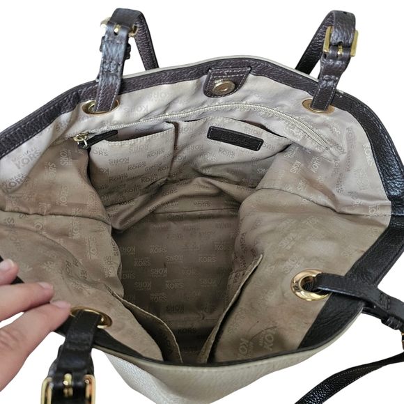 Michael Kors Brown and Cream Jet Set Large Leather Tote Bag - Picture 6 of 11